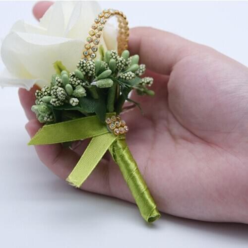 5Pieces/Bag Handmade Wedding Boutonniere Groom Groomsman Corsage Artificial Flower Ivory Silk Rose Mens Suit Brooch Flowers