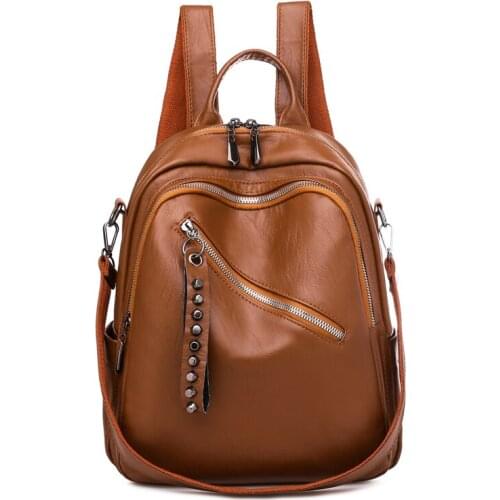 Casual Backpacks for Women High Quality Leathe Rivet Backpack Female Large Capacity School Bags for Teenage Girls Travel Bagpack