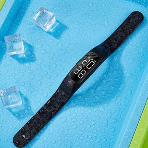 Fashion waterproof ladies smart watches, multi-function digital sports student watches, alarm clocks, pedometer watches