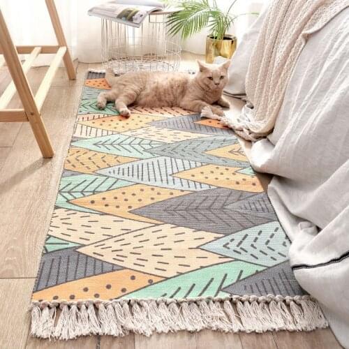Simple Nordic Rug Hand-woven Tassel Cotton Floor Mat Ins Strip Home Bedroom Non-slip Bedside Carpet t Pad Area for Living Room