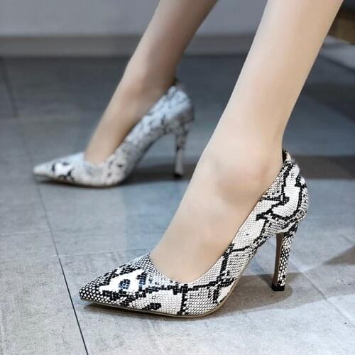 Women Snake Pattern High-heeled Sandals Sexy 9cm Stiletto Loafers Fashion Pointed Toe Dress Shoes Plus Size 43 Zapatos De Mujer