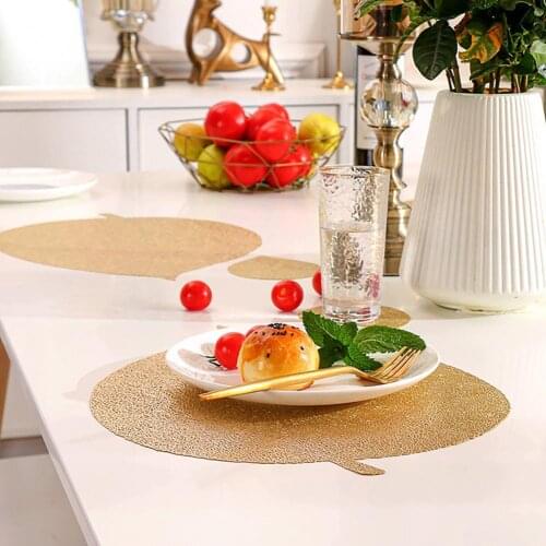 Heat Insulation Place Mat Eye-catching Anti-slip Waterproof PVC Elastic Leaf Shape Dinner Mat for Household Durable Table Mat