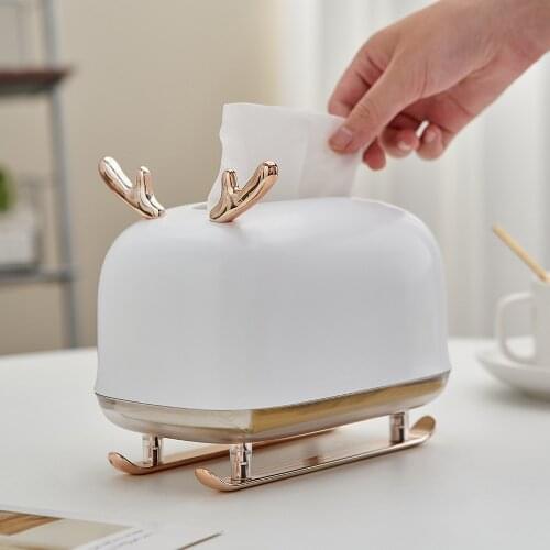 Nordic Home Decoration Creative Sleigh Elk Tissue Box Container for Wet Wipes Decorative Napkin Tissue Box Room Desktop Decor