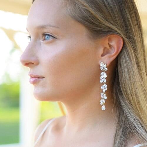 Stonefans Classic CZ Zircon Crystal Leaf Drop Earring Fashion Water Drop Dangle Earring for Elegant Women Bridal Wedding Jewelry