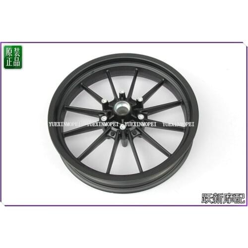 Front wheel of Benelli Leoncino 500