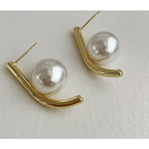 GSOLD French Geometric Curved Metal Imitation Pearl Stud Earring Simple J-Shaped Metallic Ear Stud Women Fashion Party Jewelry