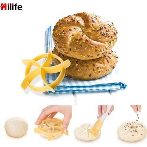 Bread Rolls Mold Fan Shaped Dough Cookie Press Baking Tools Cake Biscuit Stamp Mould Plastic Pastry Cutter