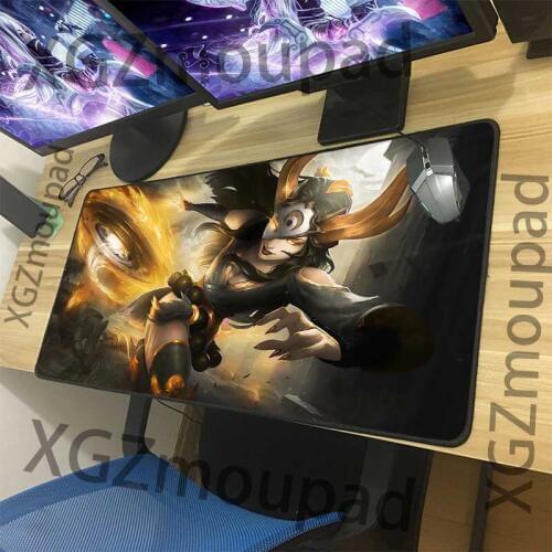 XGZ Large Gaming Mouse Pad Black Lock Edge Anime Crazy Assassin Custom Home Computer Desk Mat Non-slip for Lol Csgo Gamer Xxl