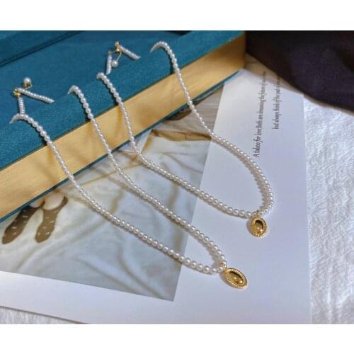 Solid Yellow Gold Jewelry (AU750) Women French style High sense necklace customizable Hoisting lettering Natural pearl 18K