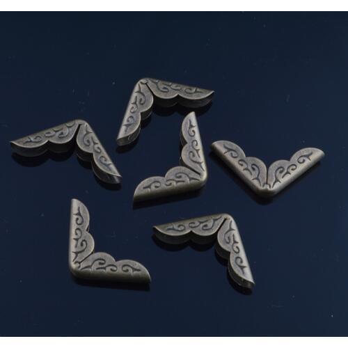 Free Shipping 50pcs/lot Antique Bronze Book Scrapbooking Albums Menus Folders Collar Corner Protectors 20x20x5mm J1802