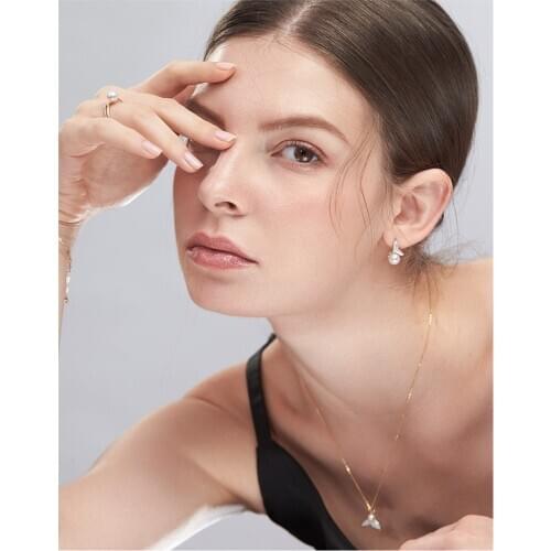 18K Solid Yellow Gold (AU750)Fritillary Small Fresh Necklace Mermaid Princess Earrings Ear Hook Jewelry Girl Seawater Pearl