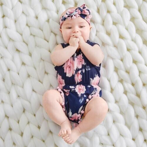 PatPat 2021 New Summer 2-Pack Baby Girl Pretty Floral Pattern Bodysuit and Headband Set for Baby Girl Romper Clothes