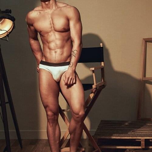 ADANNU!! Ready Stock Comfortable Soft Cotton Men Underpants Fashion Sexy Men Underwear Flexible Breathable Men Briefs