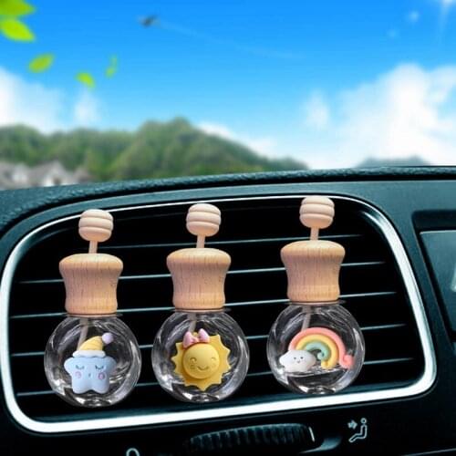 Car Air Freshener Car Perfume Clip Fragrance Empty Glass Bottle For Essential Oils Diffuser Vent Outlet Ornament For Car Styling