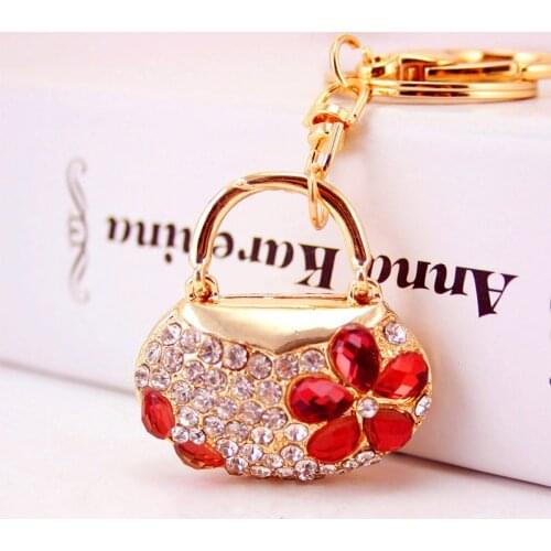 Creative cute bag-shaped keychain five crystal petals inlaid ladies bag accessories keychain metal pendant gift