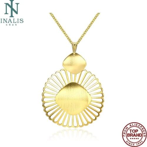 INALIS Copper Necklaces For Women Gold Plated Hollow Out Chrysanthemum Flower Shape Pendant Necklaces Daily Fashion Jewelry