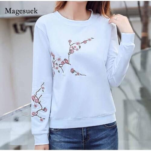 Women Autumn Vintage Embroidered Woman 2020 Fashion Pullover Loose Simple Shirts Womens Blouses Long Sleeve Cotton Blouses 10714