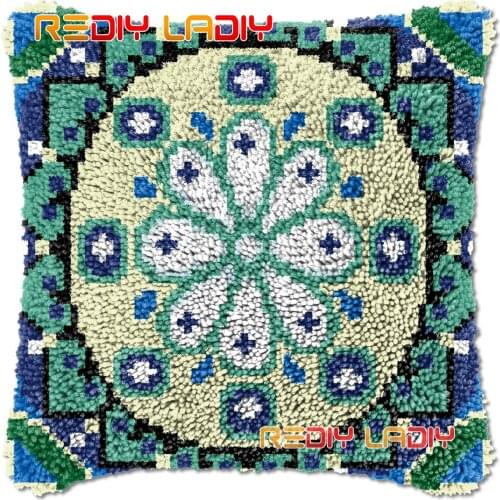 Latch Hook Cushion Blue Rosette DIY Needlepoint Kits Chunky Acrylic Yarn Arts Crocheting Lofty Pillow Case Hobby & Crafts