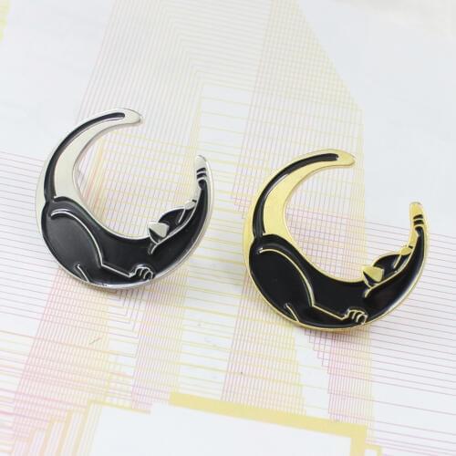 Black Originality Cat And Moon Starry Night Brooches Witchcraft Lapel Pins Bag Clothes Jewelry Gold And Silver Border Brooch