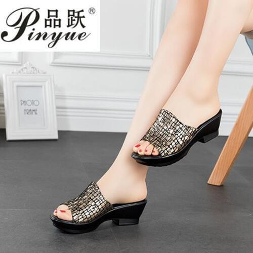 Women Slippers Ladies Summer Slippers Shoes Women high Heels Fashion Rhinestone summer shoes new arrived