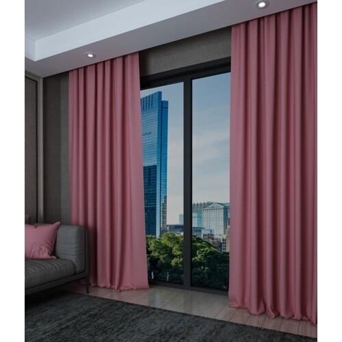 Elegant Home Tekstil Blackout Curtains On The Windows