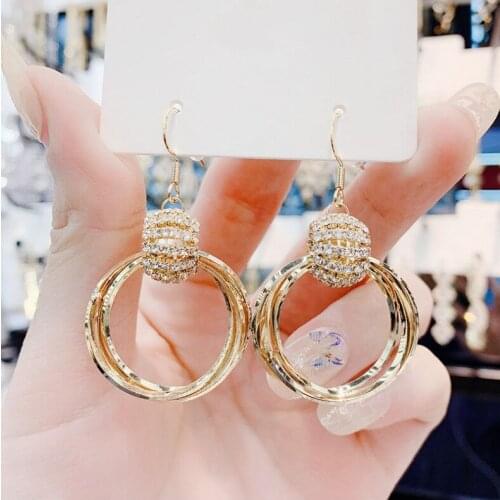 2021 New French Style Circular Earrings Eardrop Golden Colorr Geometric Crochet Earrings for Women Temperament Jewelry Wholesale