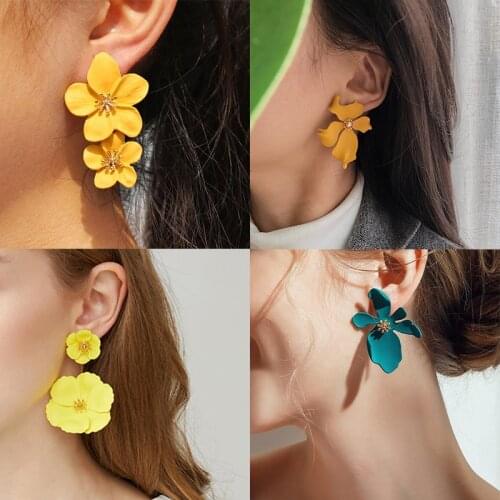 Popular Vintage Earrings 2021 Geometric Flower Earrings For Women Girl Resin Drop Earrings Brincos Fashion Wedding Jewelry Gifts