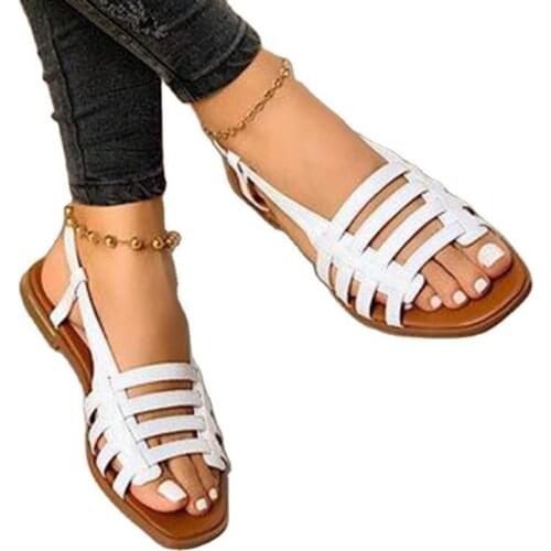 Womens Shoes Sandals 2020 Summer New Flat-bottom Round Head Casual Large Size 43 Hollow Breathable Lightweight Beach Slippers