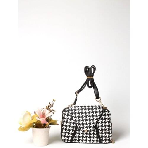 HAS Women's Shoulder Bags