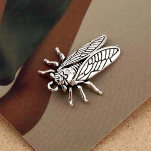 30pcs Summer Cicada Pendant Charms For DIY Handmade Women Necklace Bracelet Earrings Accessories Finding Jewelry Making Supplies