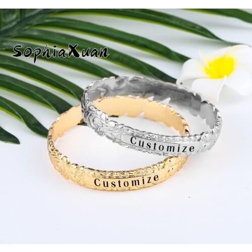 SophiaXuan Hwaiian Customized Name Bracelet Fashion Letter Bangle Bracelets Polynesian Plumeria Flower Bangles Jewelry for Women