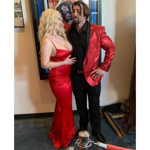 Sexy Long V-Neck Burgundy Celebrity Dresses Spaghetti Straps Satin Criss Cross Back Abendkleider Robes de Soirée for Women