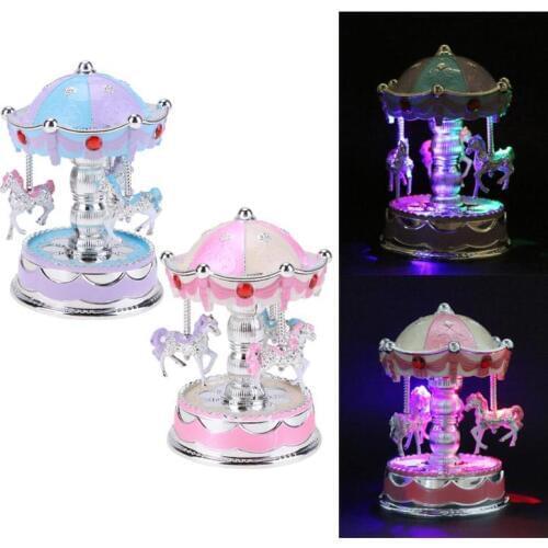 Wooden Romantic Crown Music Box Emitting Clockwork Carousel Horse Music Box Christmas Wedding Birthday Gift Box Decor