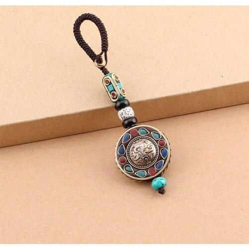 Vintage Handmade Rope Car KeyChain Bag Charm Pendant Keyring Ethnic Nepal Key Chain For Women Tibetan Buddhist Ancient Jewelry