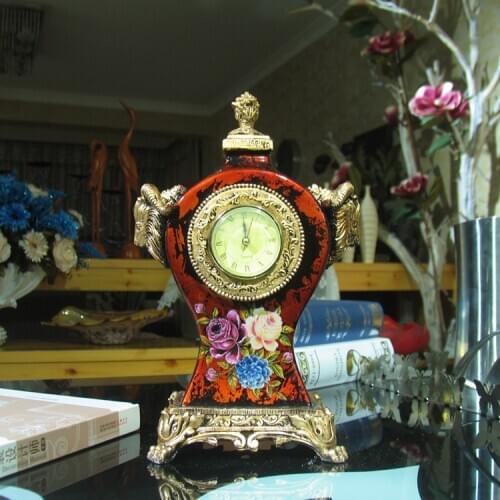 CHRISTMAS DECORATIONS FOR HOME WEDDING EUROPEAN PAINTED CERAMIC TABLE EUROPEAN CLOCK NEW WEDDING GOODS FASHION ARRANGEMENTS