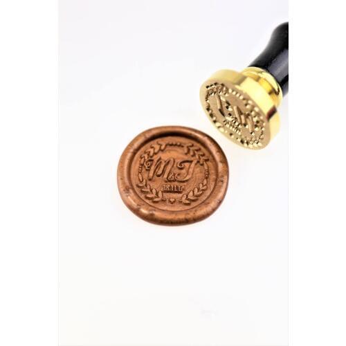 Personalized Initials with Wreath wax seal stamp/Custom wedding seals/wedding invitation seal/custom wedding stamp