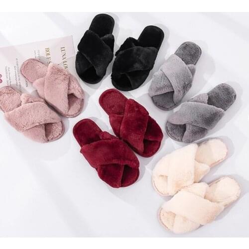 2021 New Women Fluffy House Slippers Cozy Faux Fur Cross Floor Indoor Slides Slip on Furry Flip Flops Warm Shoes Home Slippers