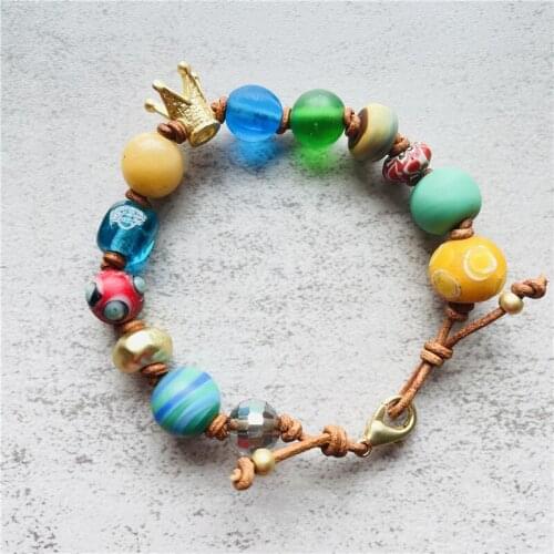 Fashion Designer Jewelry Natural Stone Colorful Crown Leather Bracelets Womens Charm Bracelets HQ Gold Plated Accessories