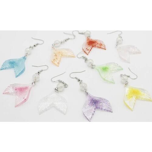 The new Korean version of the illusion shiny mermaid earrings mermaid tail earrings ins super fairy fashion wild shiny earrings
