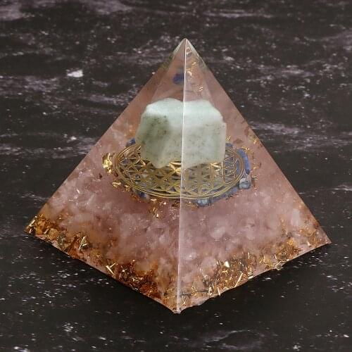 Healing Crystal Amazonite Gem Stone Pyramids Amulet Energy Generator Soothe The Soul Decoration Epoxy Resin Craft Pyramid