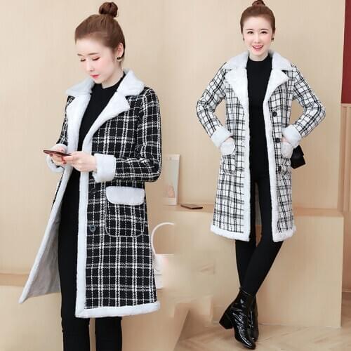 Large size Women Lattice Woolen coat New Autumn Winter Womens coats lambswool long Outerwear Plus velvet Plaid woolen coats 5XL