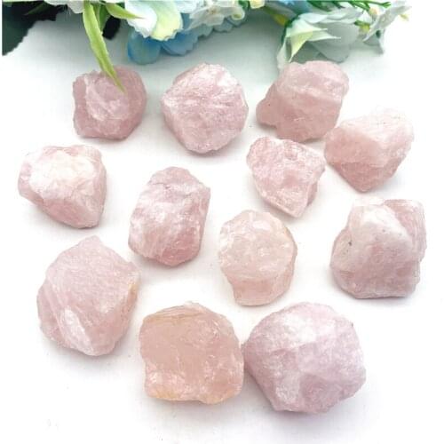 Drop Shipping 1PC Natural Rose Quartz Raw Crystals Irregular Ore Mineral Fish Tank Collection Healing Natural Stones and Crystal
