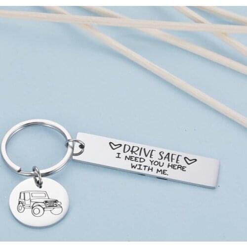 Fashion Keychain Keyring Engraved Stainless Steel Drive Safe I Need You Here with Me Keychain for Couples Jewelry Gift Key Chain