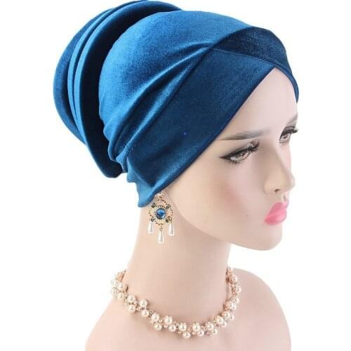 Muslim Fashion Scarf Hat for Women Solid Color Velvet Women Hijabs Turban Cotton Cover Inner Hijab Cap Islamic Headwraps
