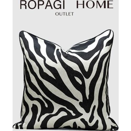 Black And White Zebra Striped Cushion Cover Modern Minimalist African Style Lumbar Pillow Case For Couch Bed Sofa Fall Decor