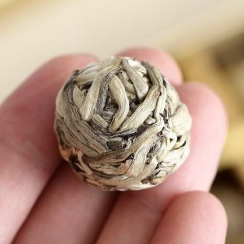 Yun Nan Pu-erh Raw Bulk Moonlight White Dragon Single Bud Ancient Tree Silver Bud 250g 500g