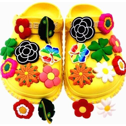 Wholesale 50PCS Cartoon Flower Icon Shoes Charms PVC Croc Decoration Plant Slipper Accessories For Kids X-mas Gifts