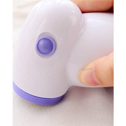 Clothes Hair Remover Mini Electric Hair Clipper Battery Clothes Ball Trimmer Portable Battery Type Machine Sweater Lint Remover