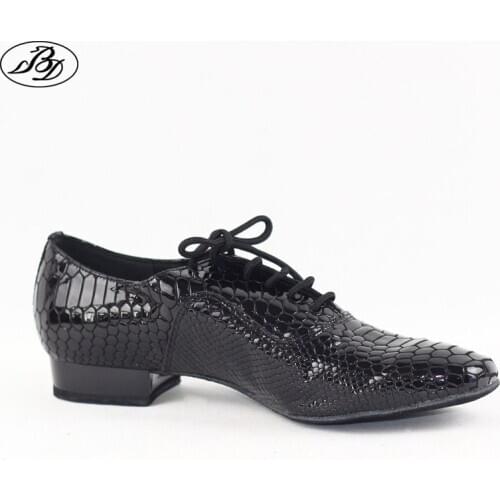 New Style Men Standard Dance Shoes 301C Black Color Snake Pattern Patent Leather Men Ballroom Whole Sole Modern Dancing shoes