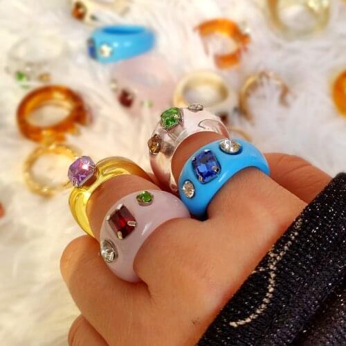 JUST FEEL Trendy New Acrylic Resin Rings for Women Multicolor Round Rhinestone Rings Female 2021 Wedding Friendship Jewelry Gift